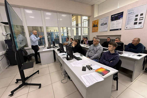 Стартовала обновленная программа подготовки специалистов электрических сетей по курсу: Цифровая подстанция