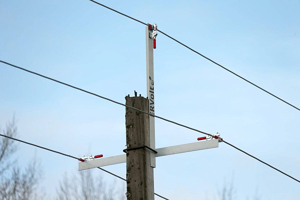 Изолированная траверса