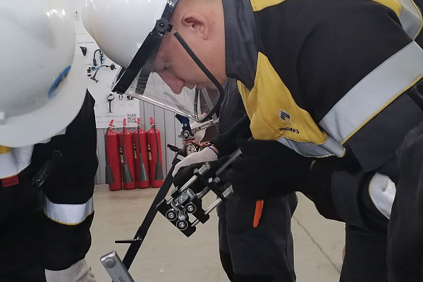 Успешно завершилось обучение персонала АО Оренбургнефть по программе Электромонтер по ремонту и монтажу кабельных линий